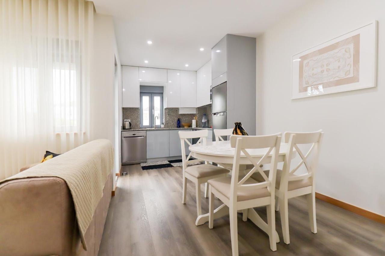 Tiana Apartment - City Centre With Terrace Viana do Castelo Exterior foto