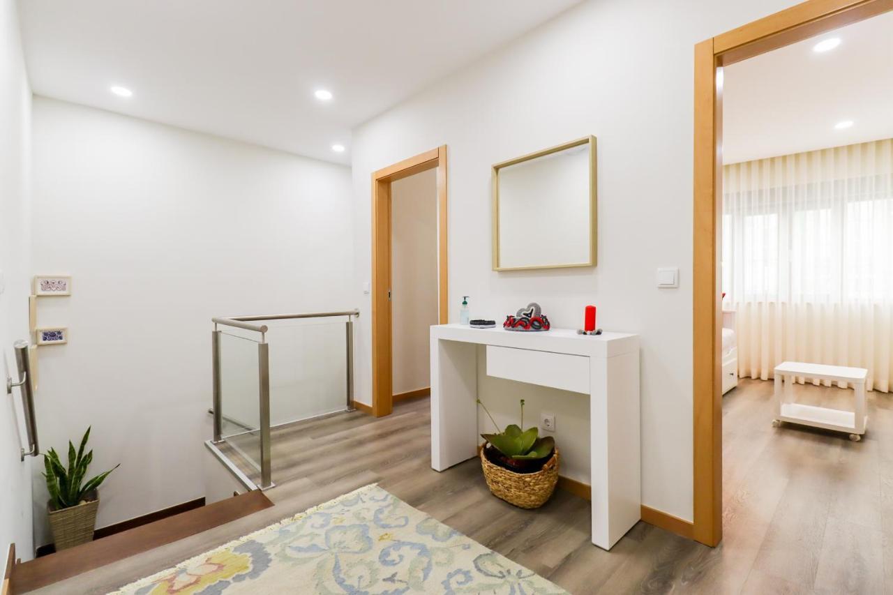 Tiana Apartment - City Centre With Terrace Viana do Castelo Exterior foto