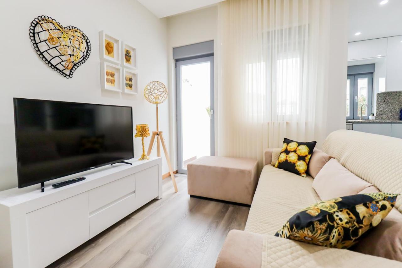 Tiana Apartment - City Centre With Terrace Viana do Castelo Exterior foto